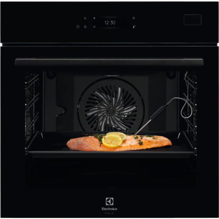 Piekarnik Electrolux SteamBoost EOB8S39WZ